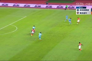 青島海牛2-0領(lǐng)先深圳新鵬城！康瓜點射破門建功